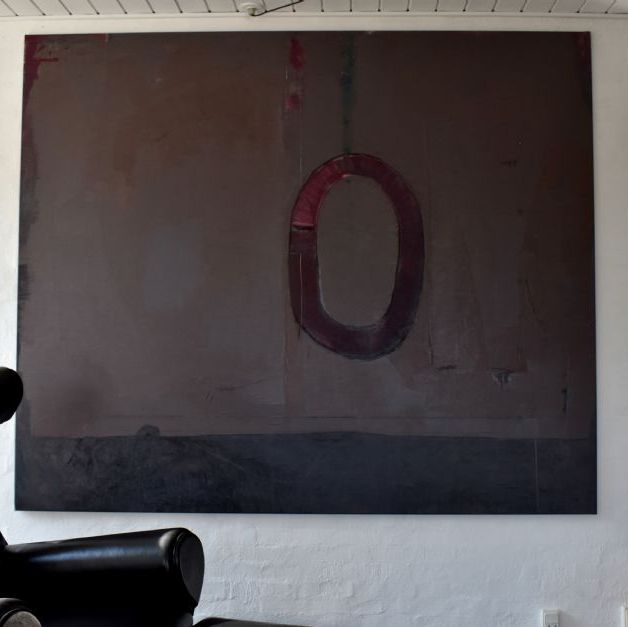 Nr. 343
Olie på lærred
Titel: Nothing
Mål: h. 215 x br. 185 cm
Incl. svæveramme sort/sølv
Dkr. 30.000
euro  4.884