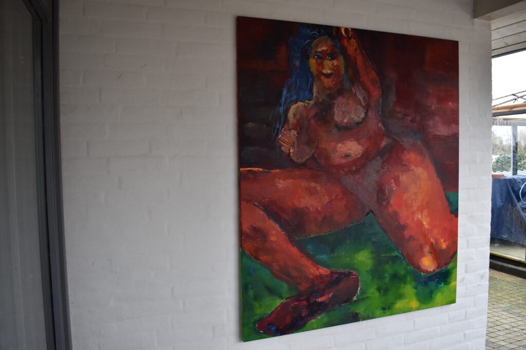 No. 412 Mål 140x120cm Titel: model i front Olie på lærred incl. svæveramme sort/sølv Pris kr. 14.000/Euro 2.020